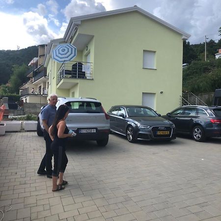 Una Lovran Buitenkant foto