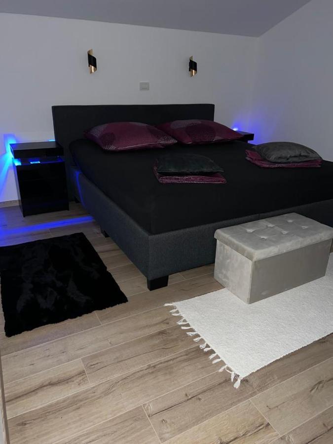 Una Lovran Buitenkant foto